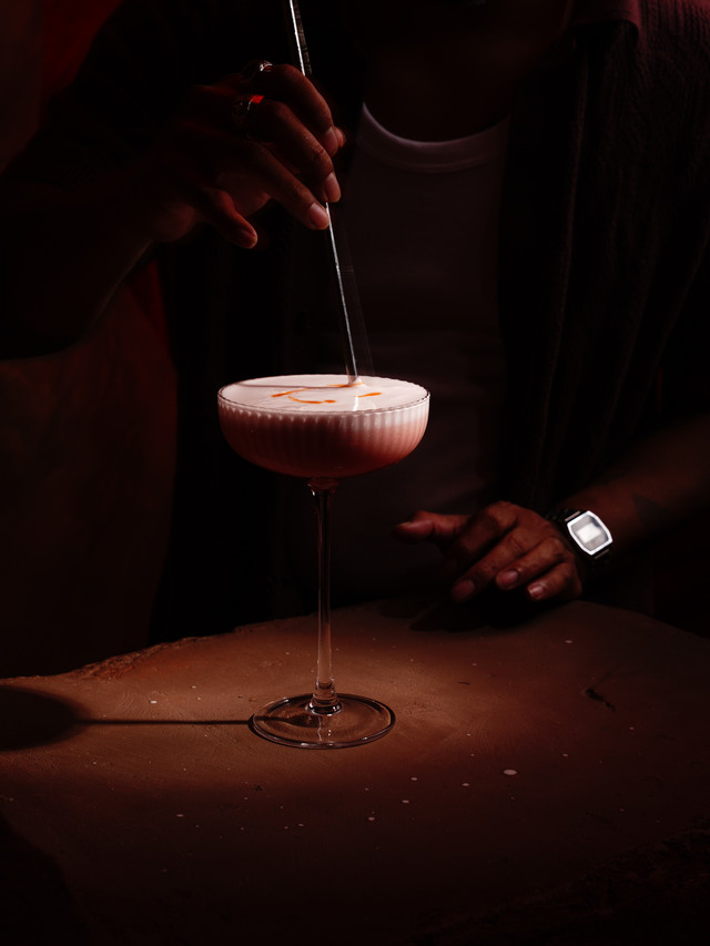 The last thread of the pour